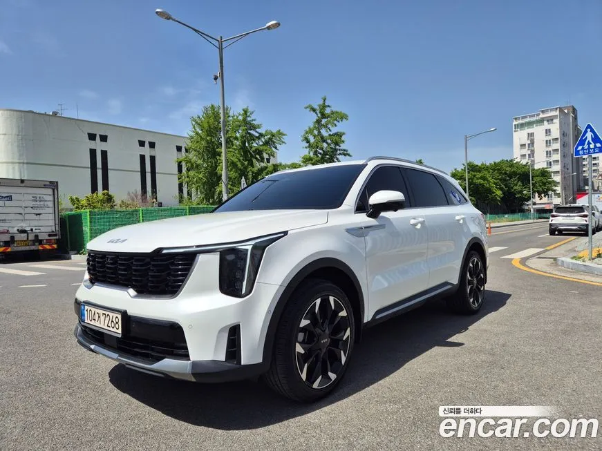 Kia Sorento — фото 1