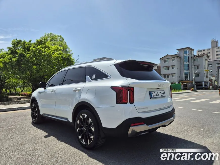 Kia Sorento — фото 3