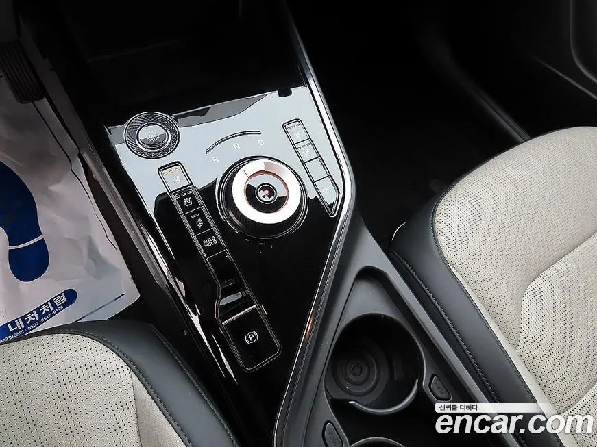 Kia Niro — фото 10
