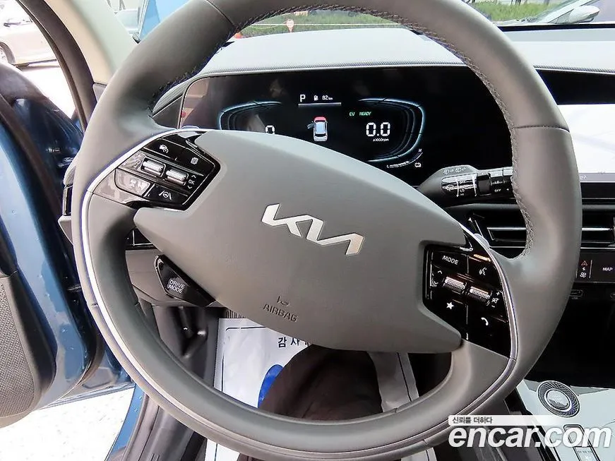 Kia Niro — фото 3