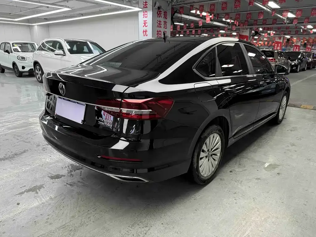 Volkswagen Lavida 2022 из CN, фото 9
