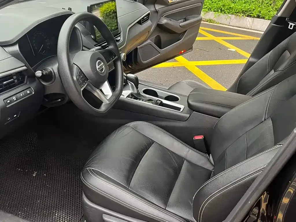 Nissan Teana 2022 из CN, фото 2