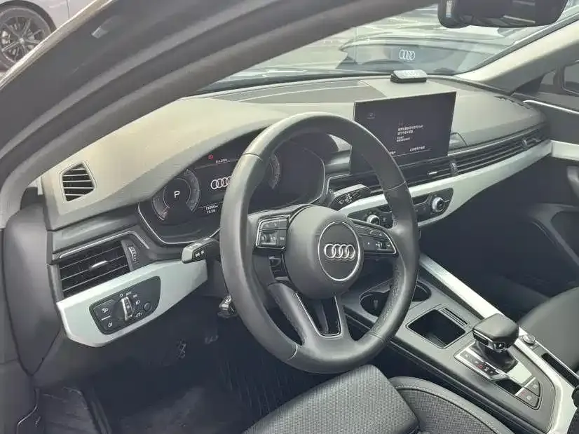 Audi A4L 2024 из CN, фото 5