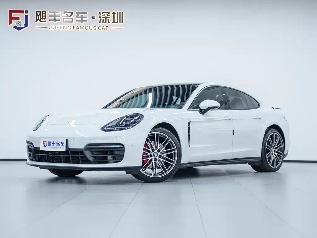 Porsche Panamera — фото 1