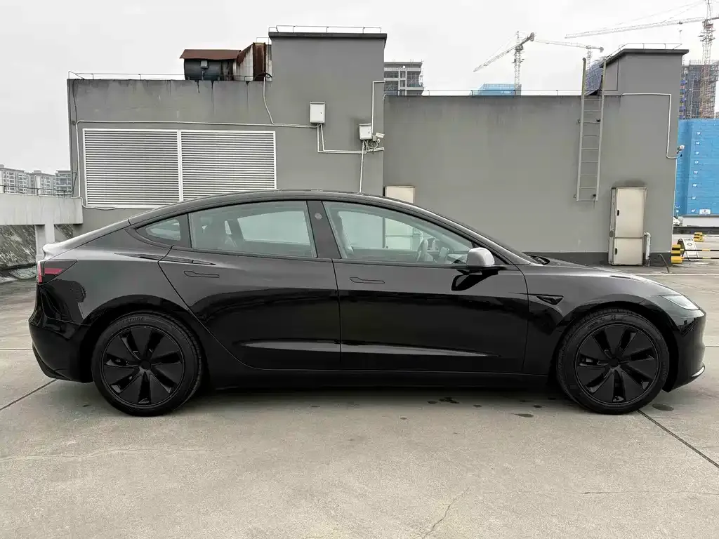 Tesla Model 3 2025 из CN, фото 4