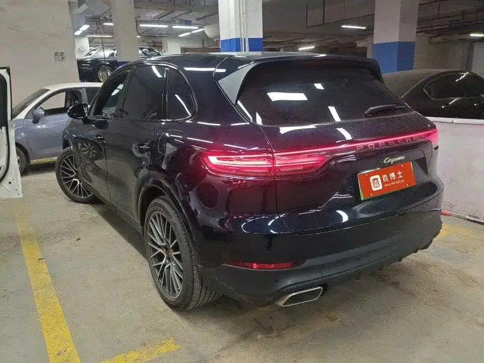 Porsche Cayenne Hybrid — фото 3
