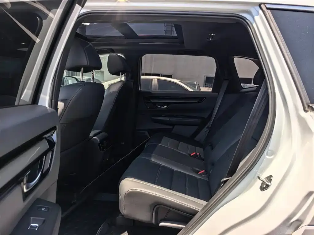 Honda CR-V PHEV 2023 из CN, фото 2