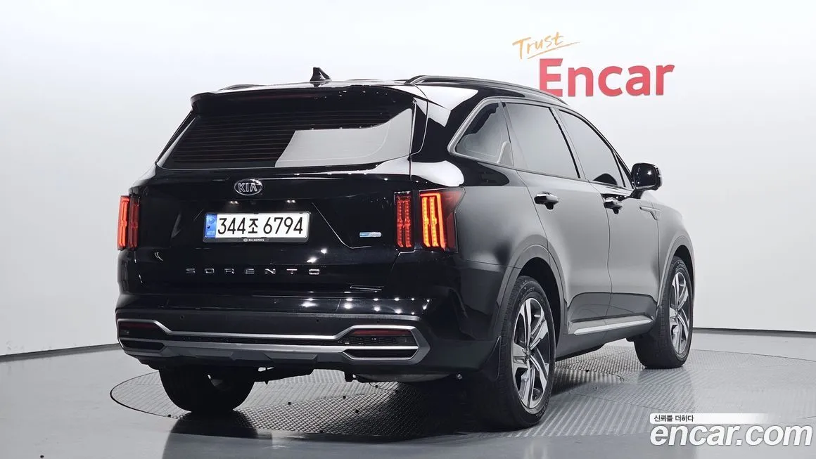 Kia Sorento — фото 4