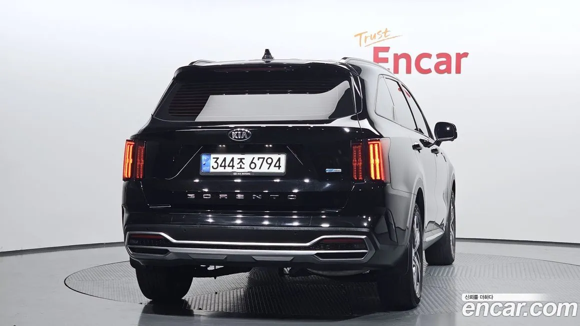 Kia Sorento — фото 5
