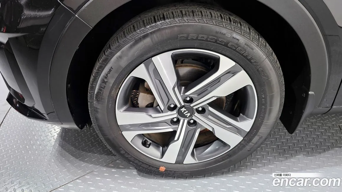 Kia Sorento — фото 7
