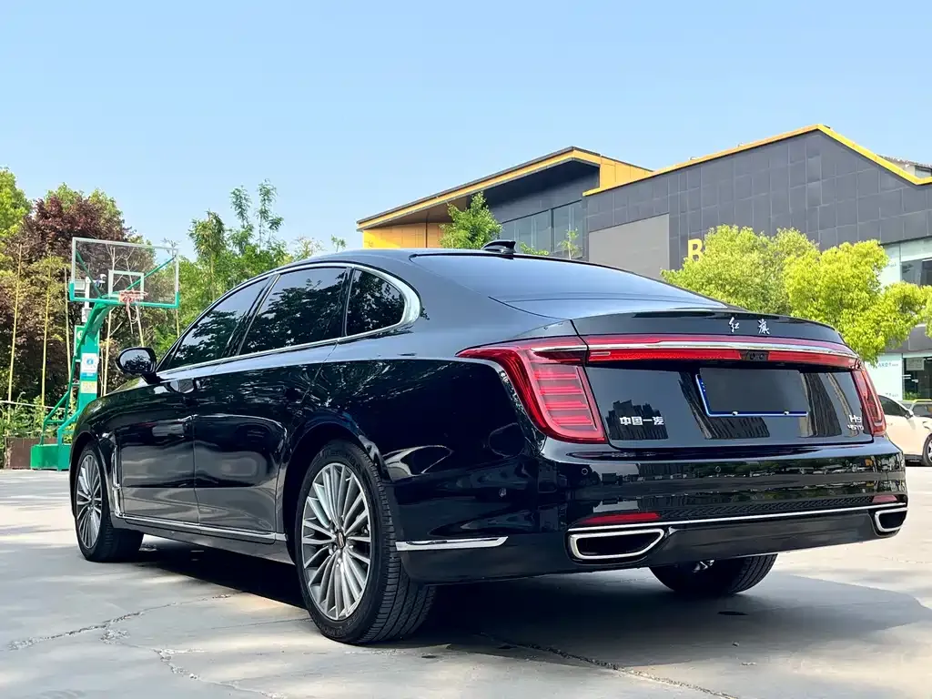 Hongqi H9 — фото 2