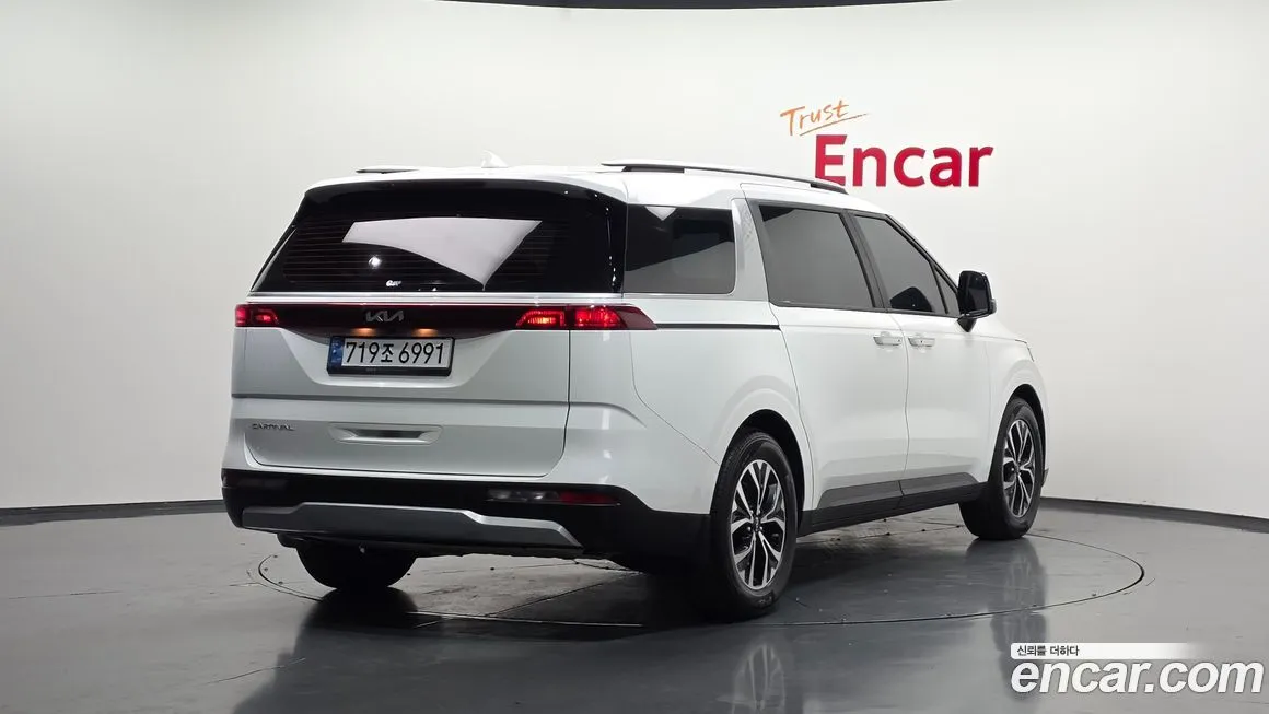 Kia Carnival 2022 из KR, фото 3