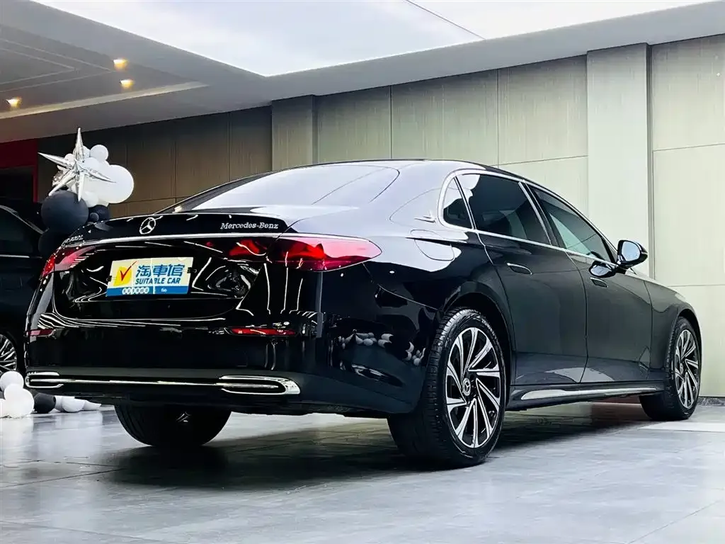 Mercedes-Benz E-Class 2024 из CN, фото 10