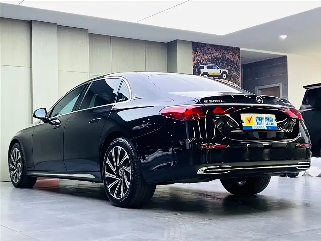 Mercedes-Benz E-Class 2024 из CN, фото 3