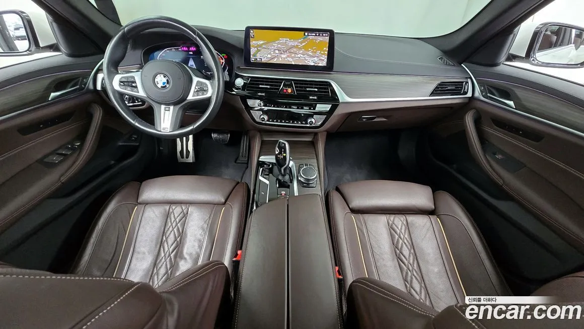 BMW 5-Series — фото 10