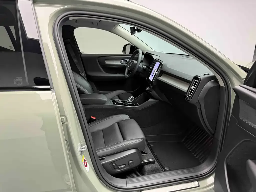 Volvo XC40 2022 из CN, фото 10