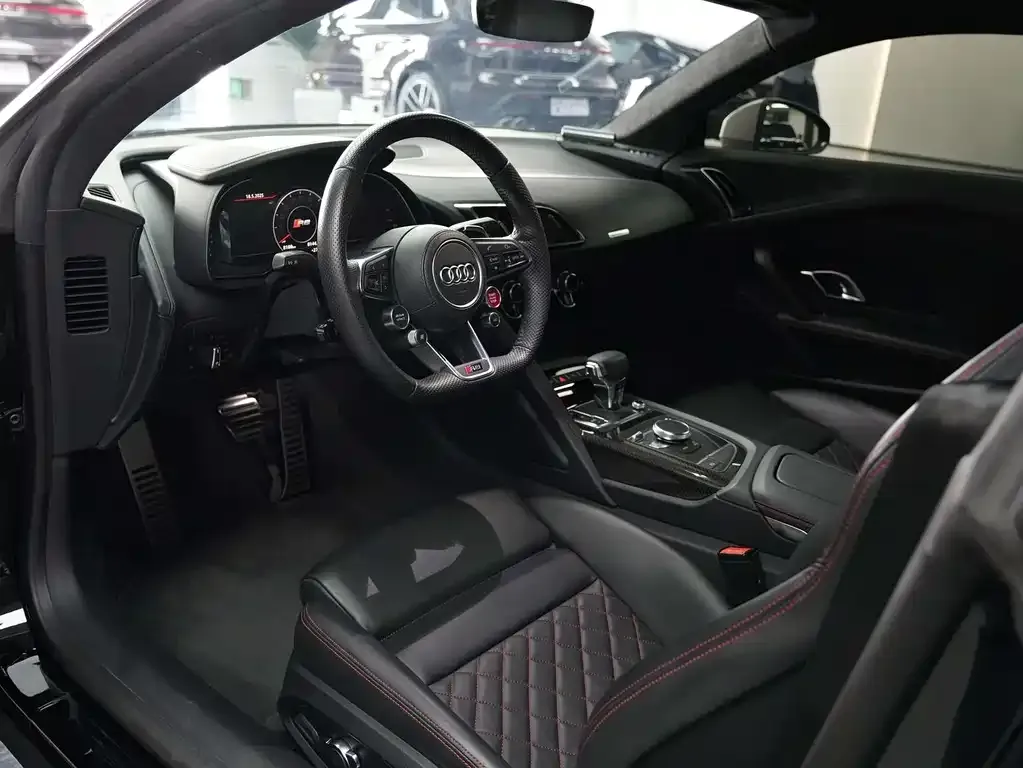 Audi R8 2022 из CN, фото 4