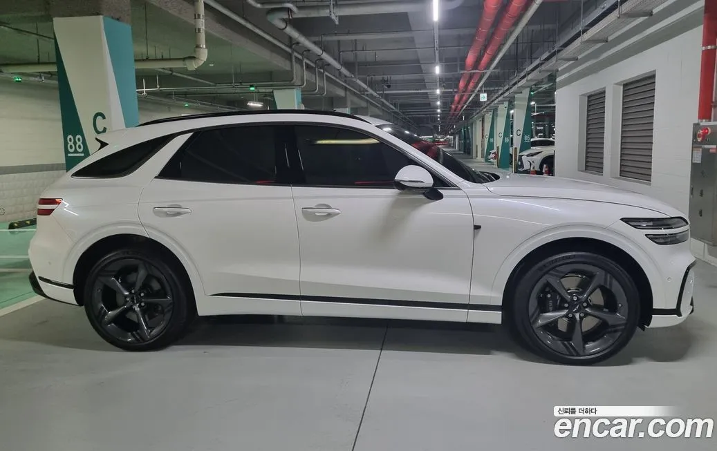 Genesis GV70 2025 из KR, фото 1
