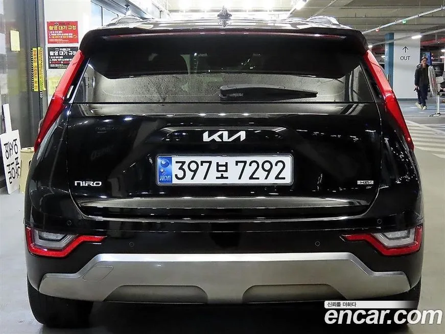 Kia Niro — фото 10