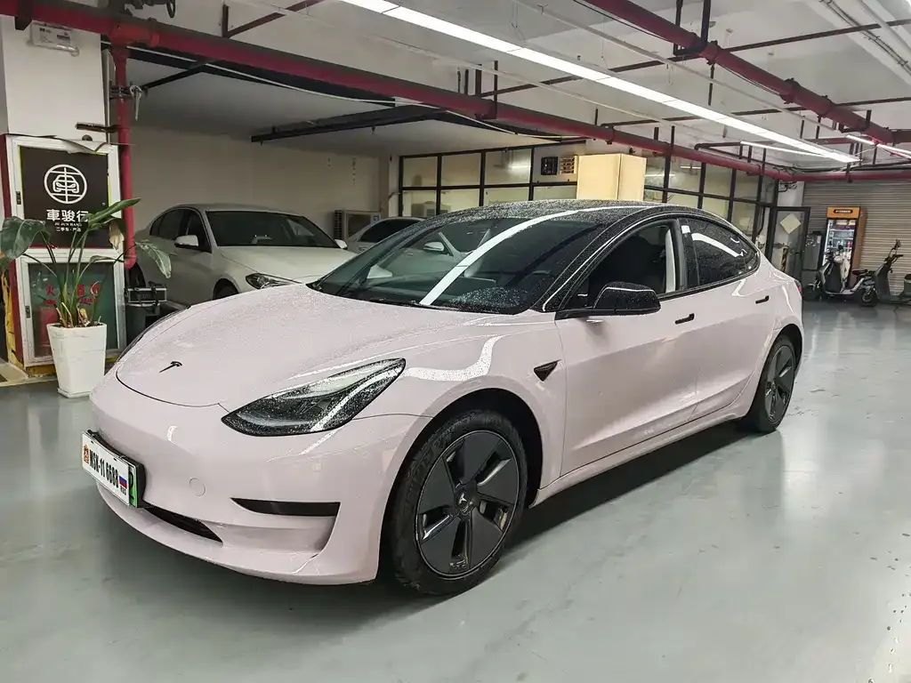 Tesla Model 3 — фото 8
