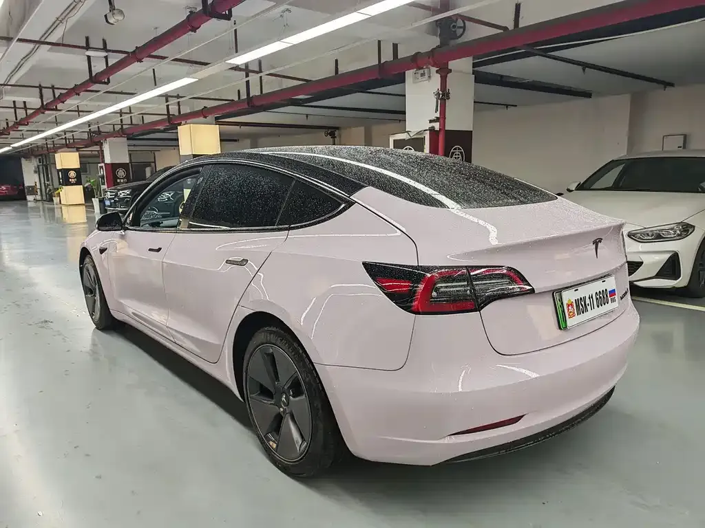 Tesla Model 3 — фото 3