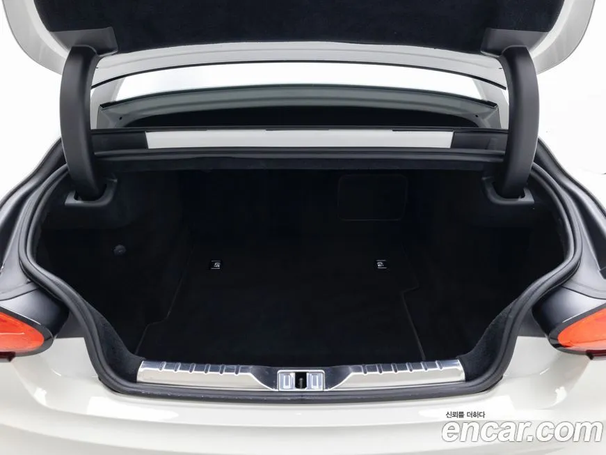 Bentley Continental 2023 из KR, фото 2