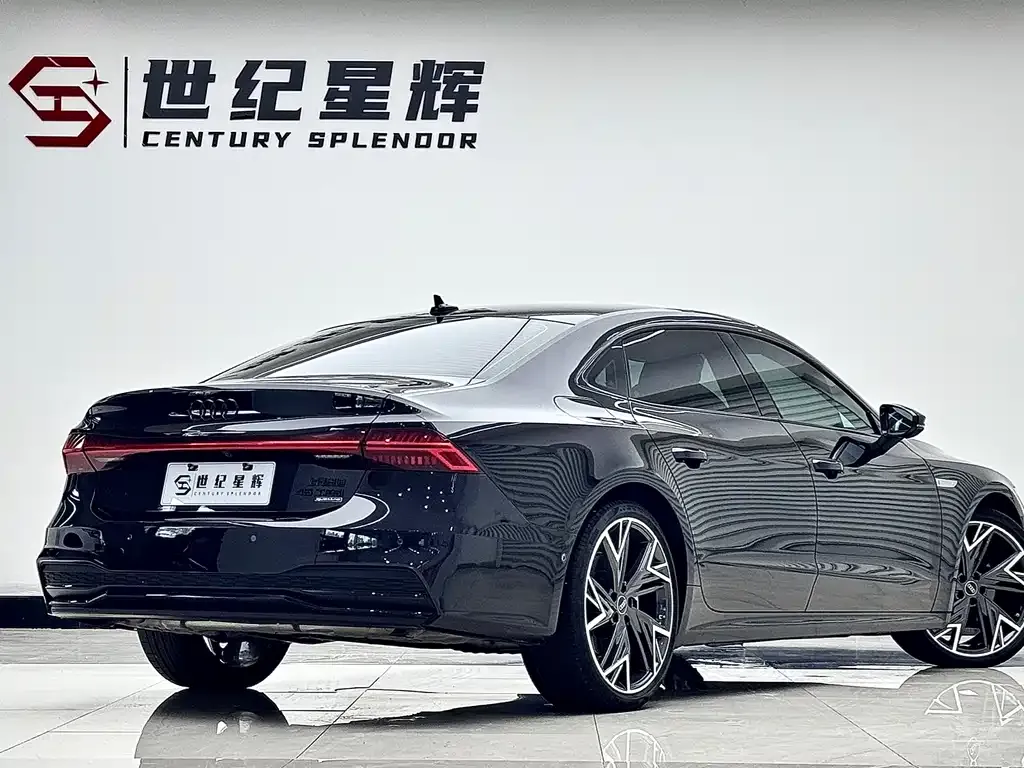 Audi A7L 2023 из CN, фото 2