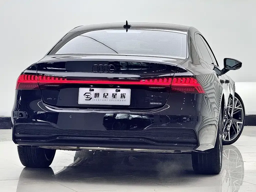 Audi A7L 2023 из CN, фото 3