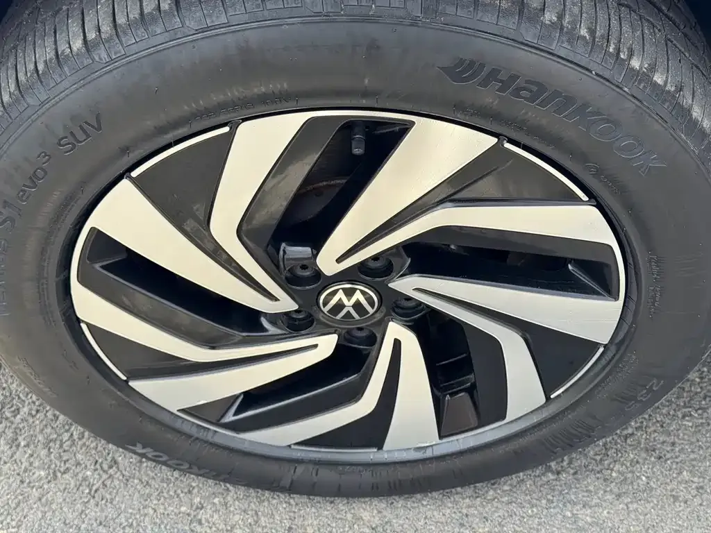 Volkswagen Tiguan L 2022 из CN, фото 10