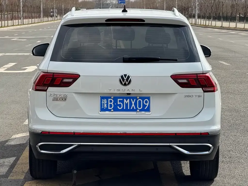 Volkswagen Tiguan L 2022 из CN, фото 8
