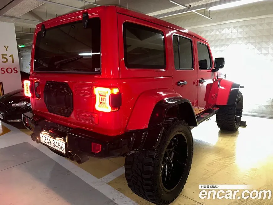 Jeep Wrangler — фото 8