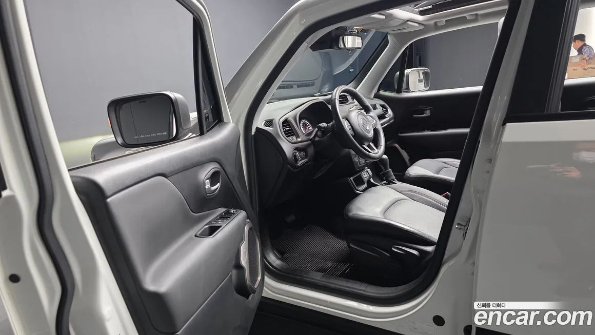 Jeep Renegade 2021 из KR, фото 7