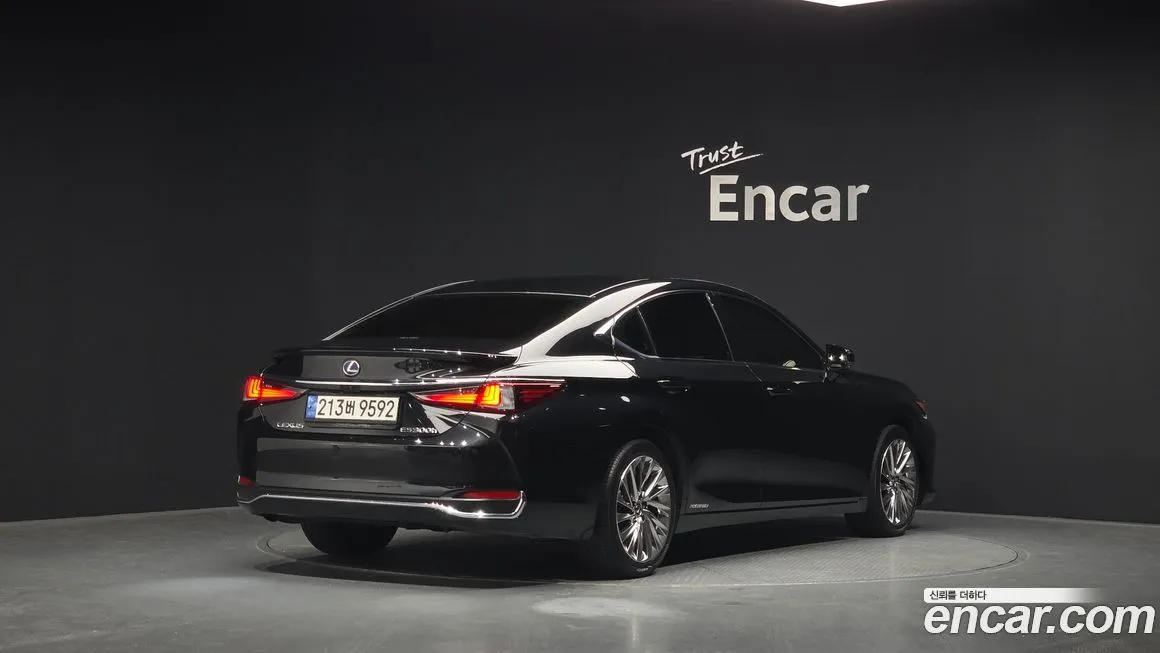 Lexus ES 2022 из KR, фото 2