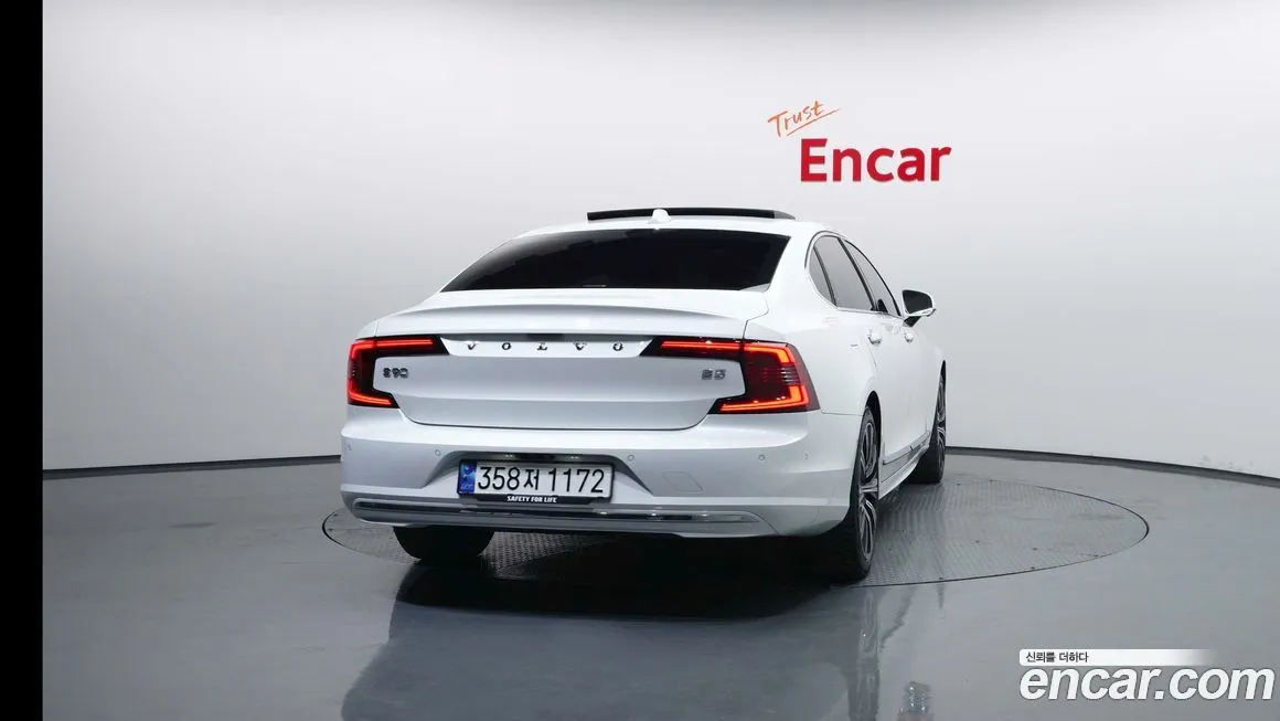 Volvo S90 — фото 3