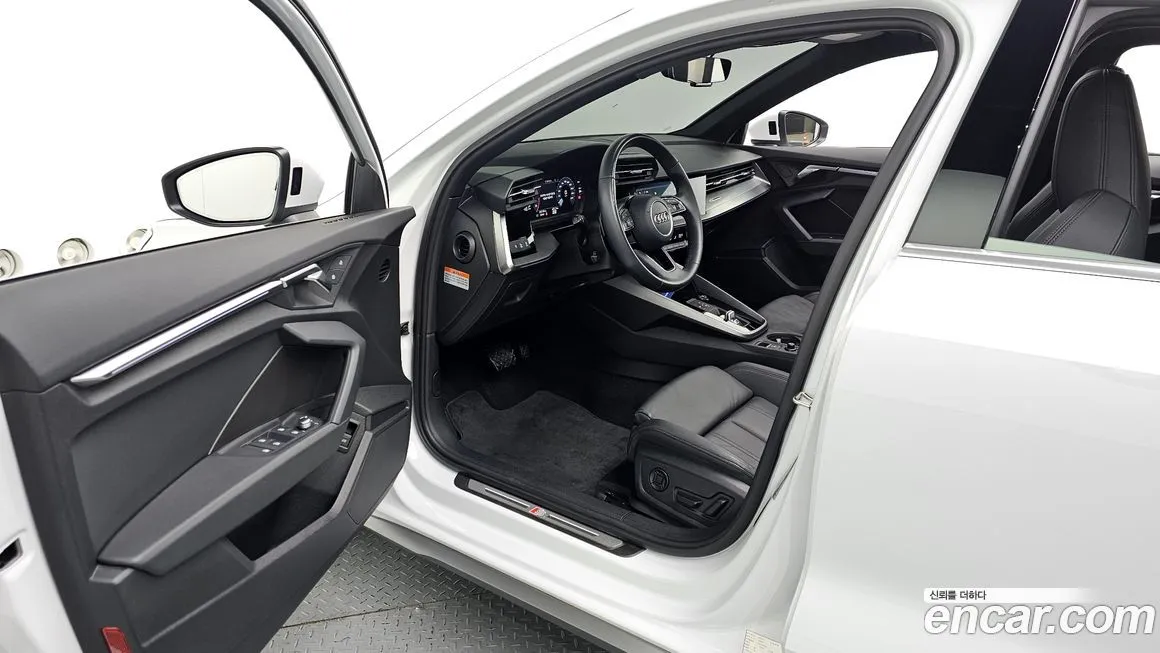 Audi A3 2023 из KR, фото 10