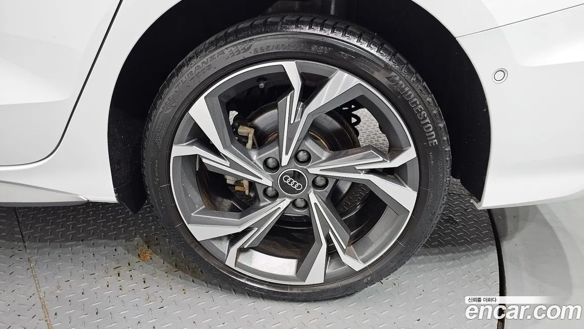 Audi A3 2023 из KR, фото 6