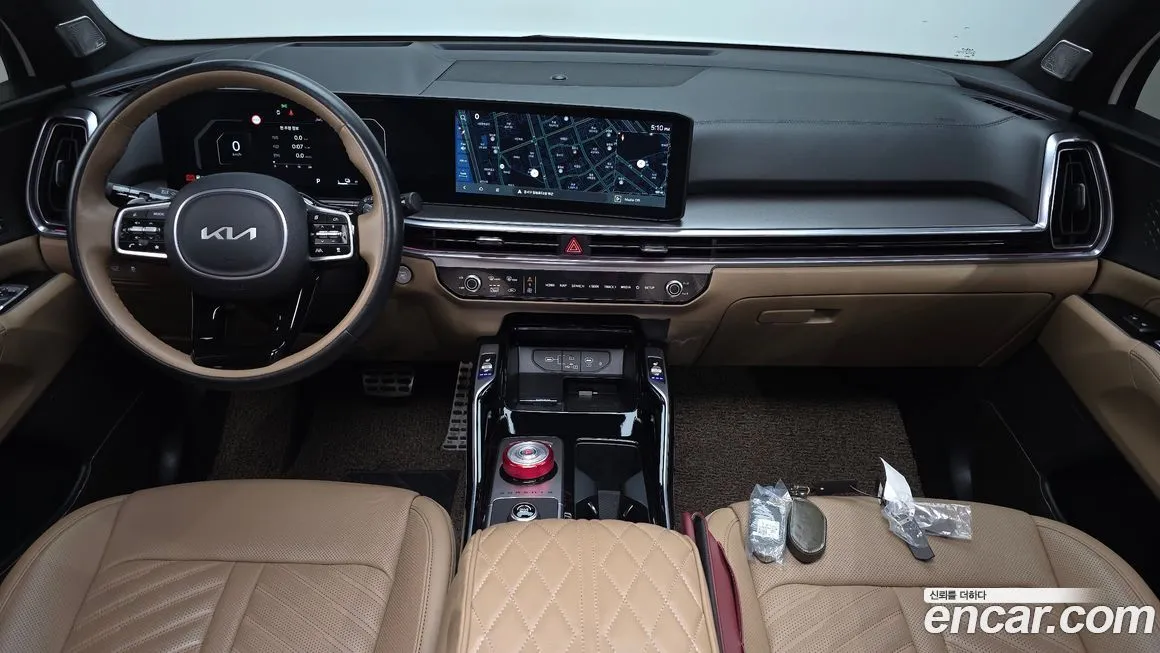 Kia Sorento — фото 10