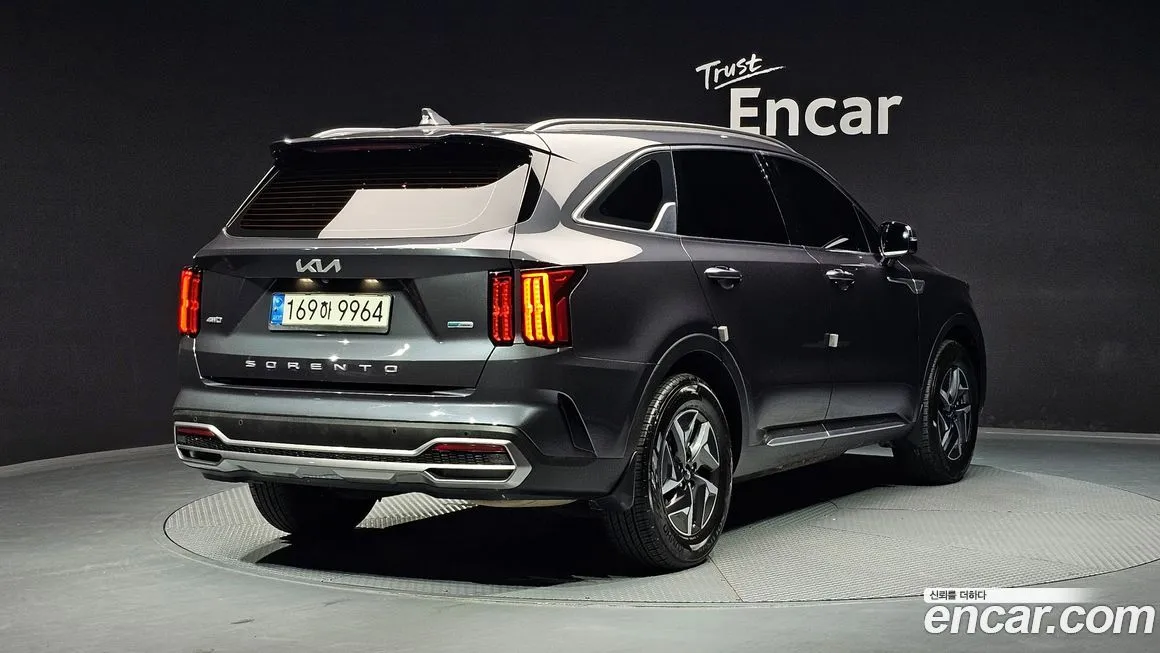 Kia Sorento — фото 3