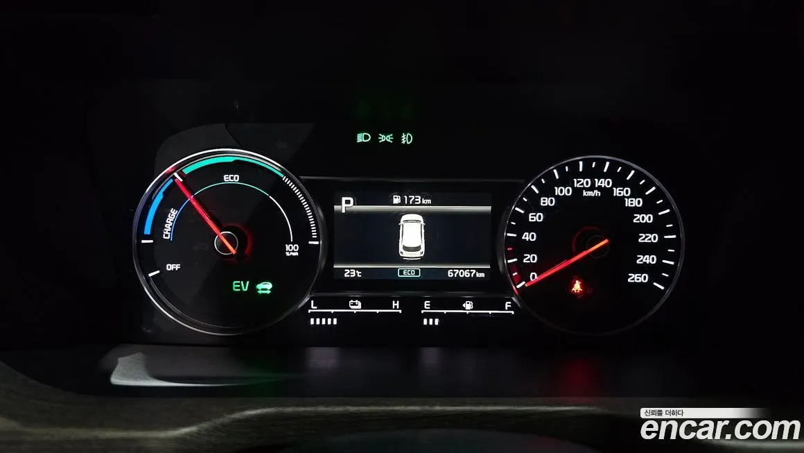 Kia Sorento — фото 4