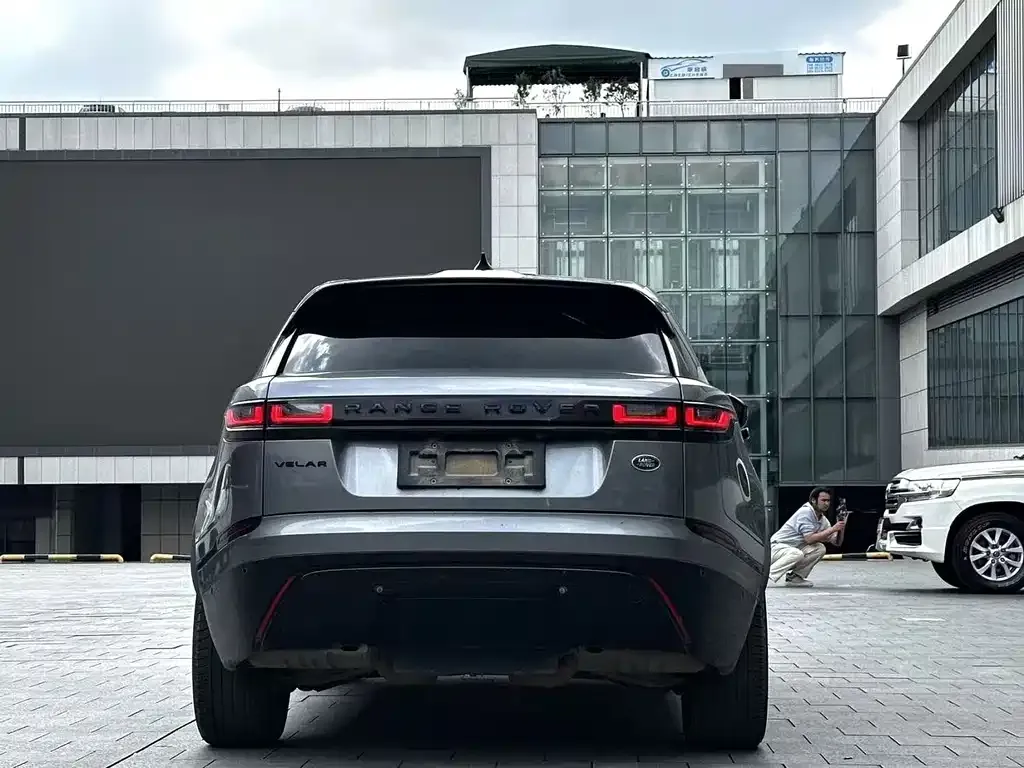 Land Rover Velar — фото 3