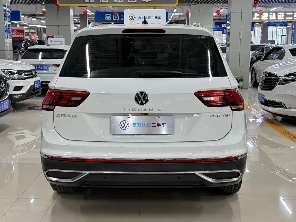 Volkswagen Tiguan L — фото 5
