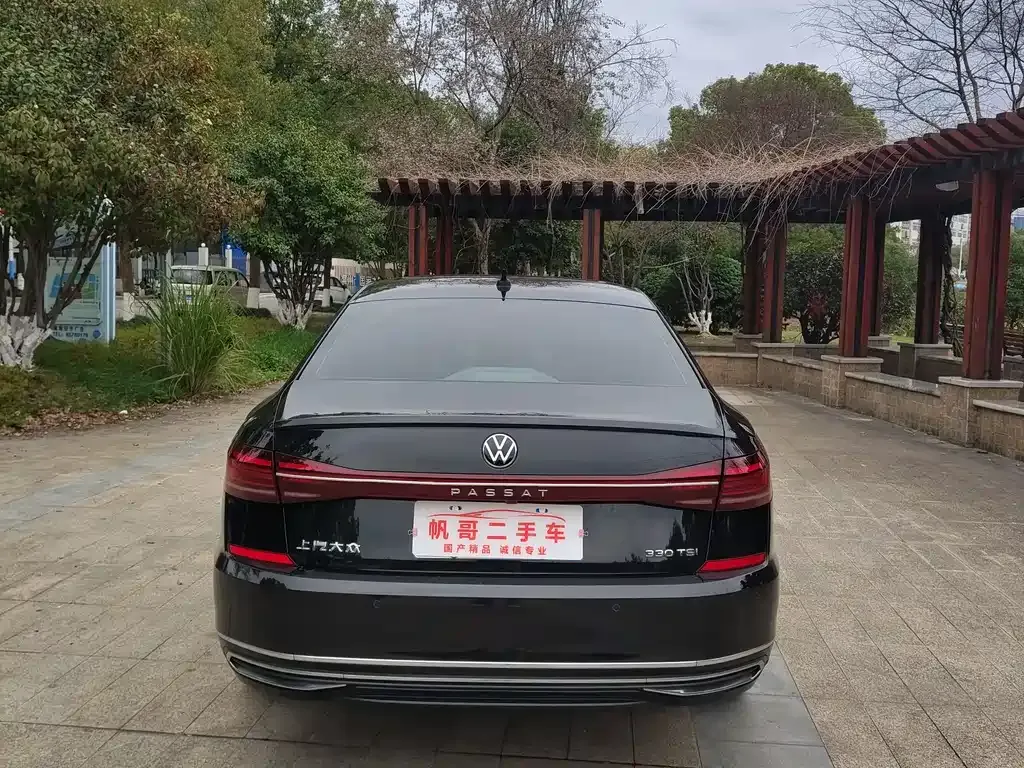 Volkswagen Passat — фото 9