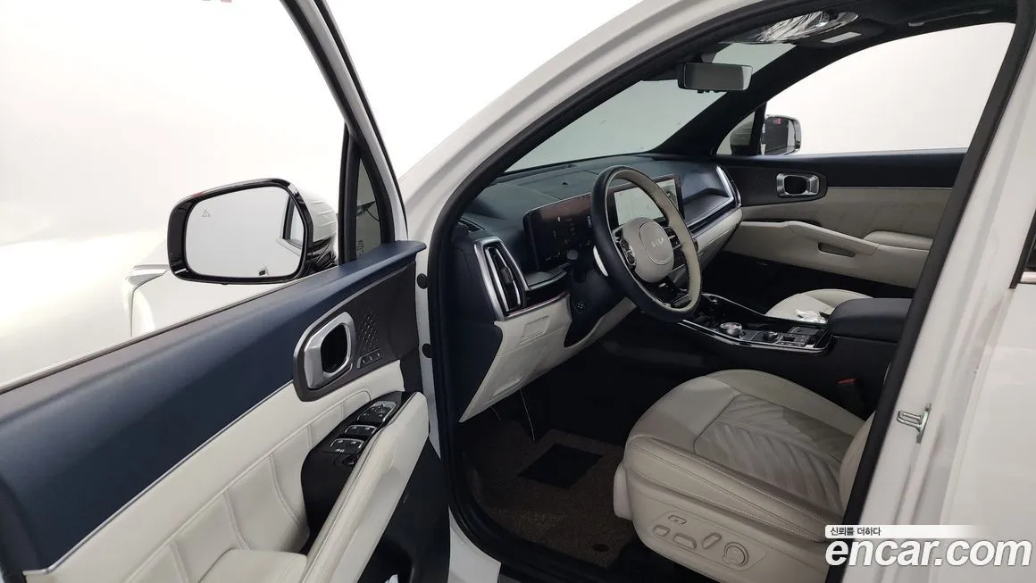 Kia Sorento — фото 6