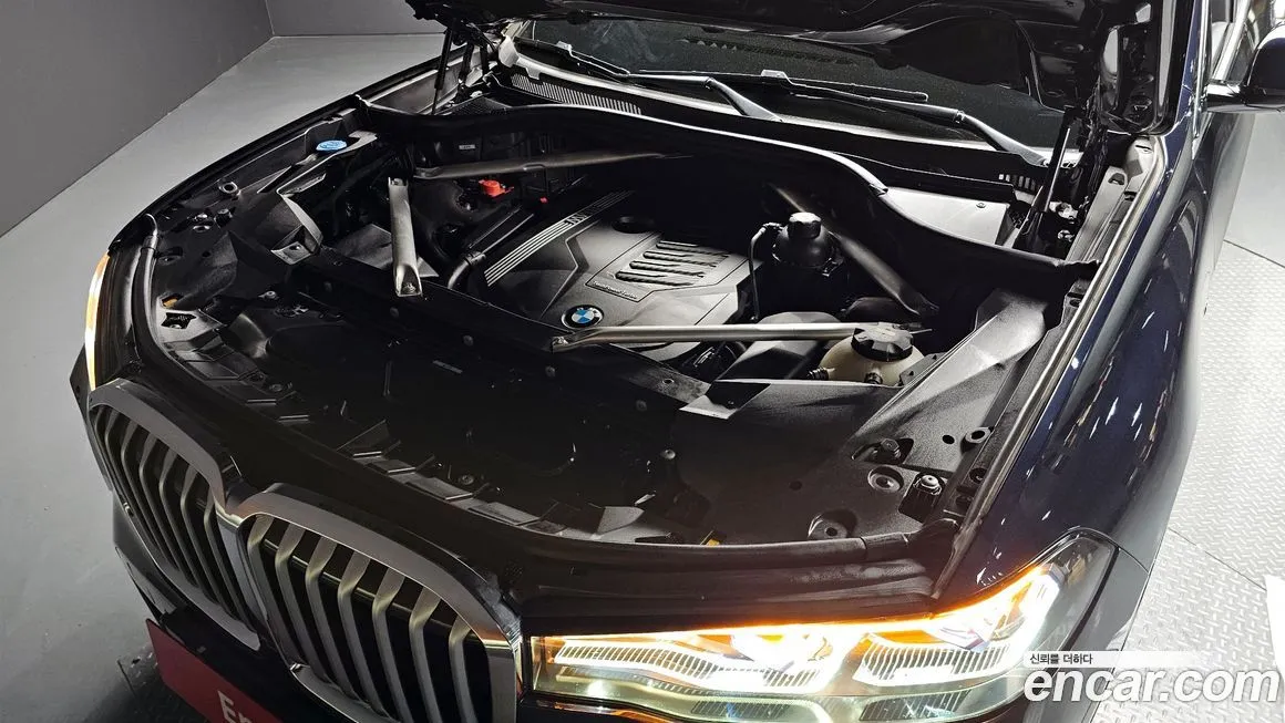 BMW X7 2021 из KR, фото 9