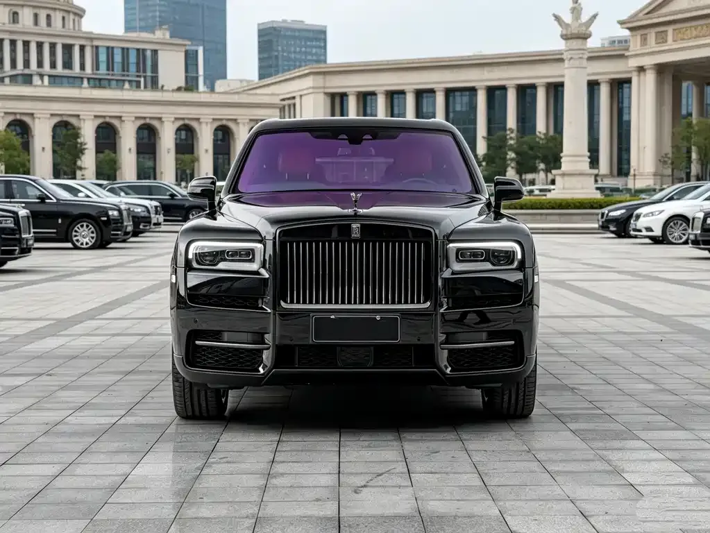 Rolls-Royce Cullinan 2021 из CN, фото 10