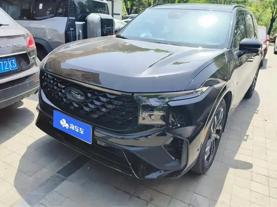Ford Edge — фото 1