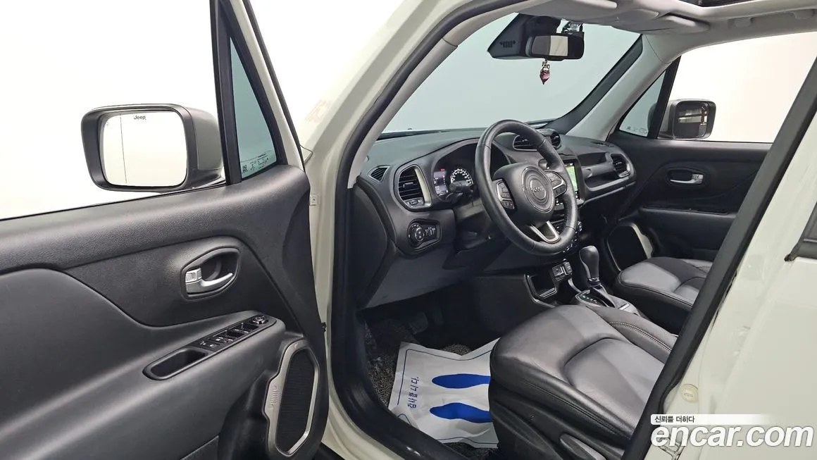 Jeep Renegade 2021 из KR, фото 7