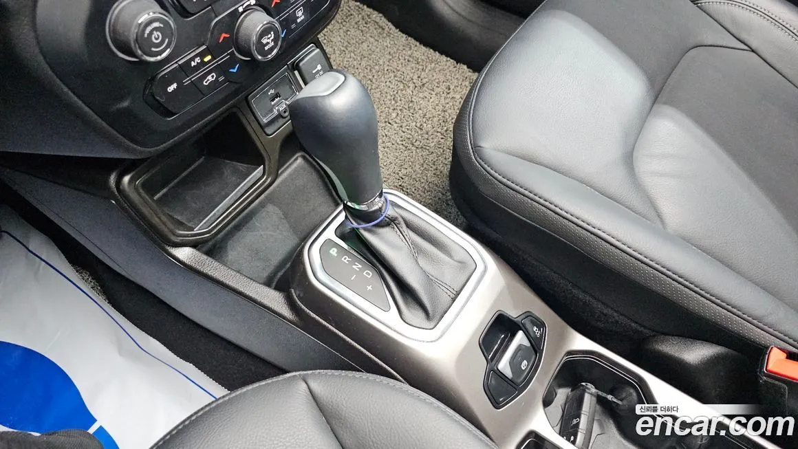 Jeep Renegade 2021 из KR, фото 9