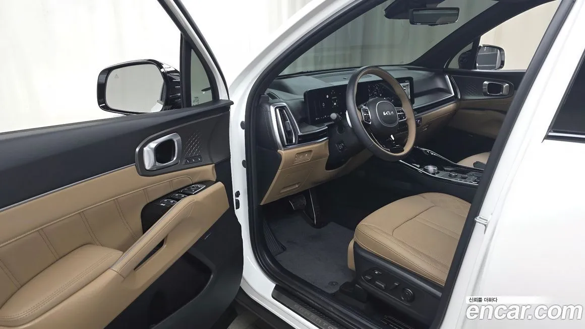 Kia Sorento — фото 8