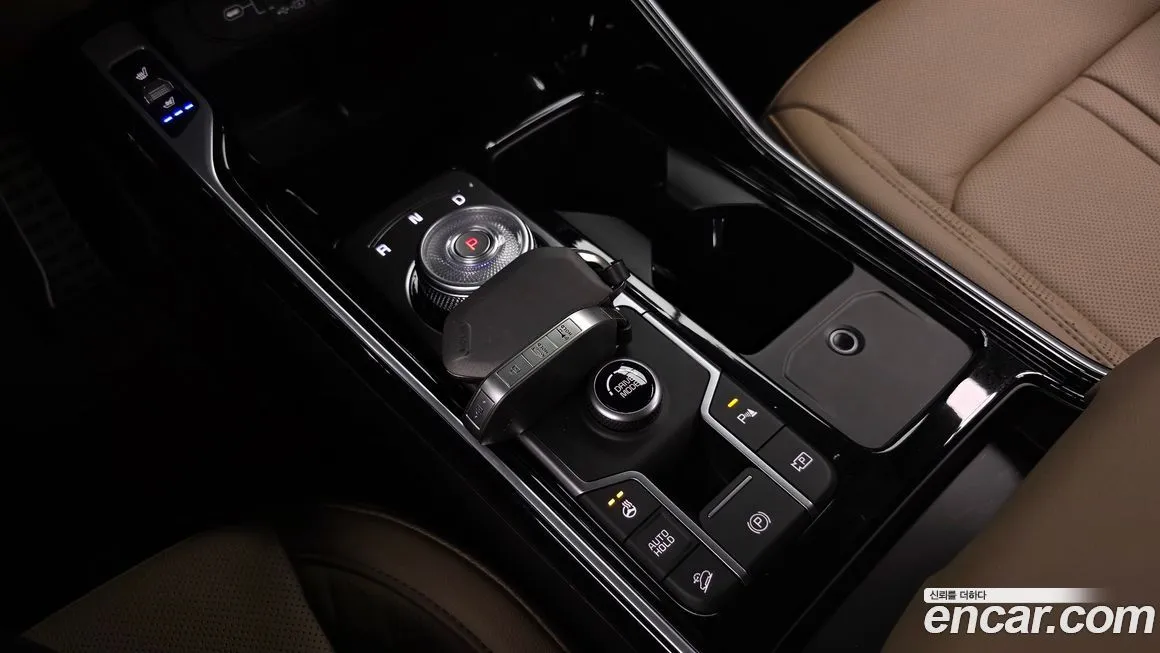 Kia Sorento — фото 6